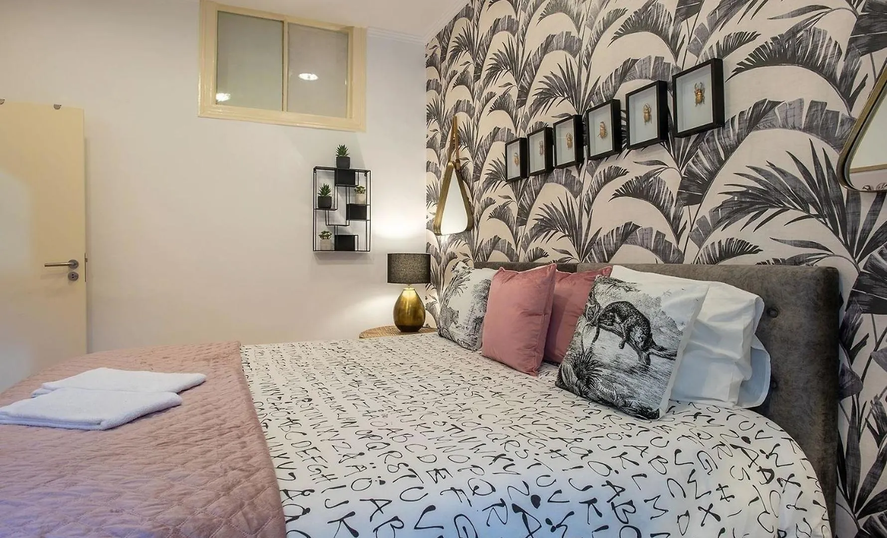 Apartment Studio Fuer 9 Personen Und 1 Kind In Lissabon, Regio De Lisboa Costa De Lisboa - B58349