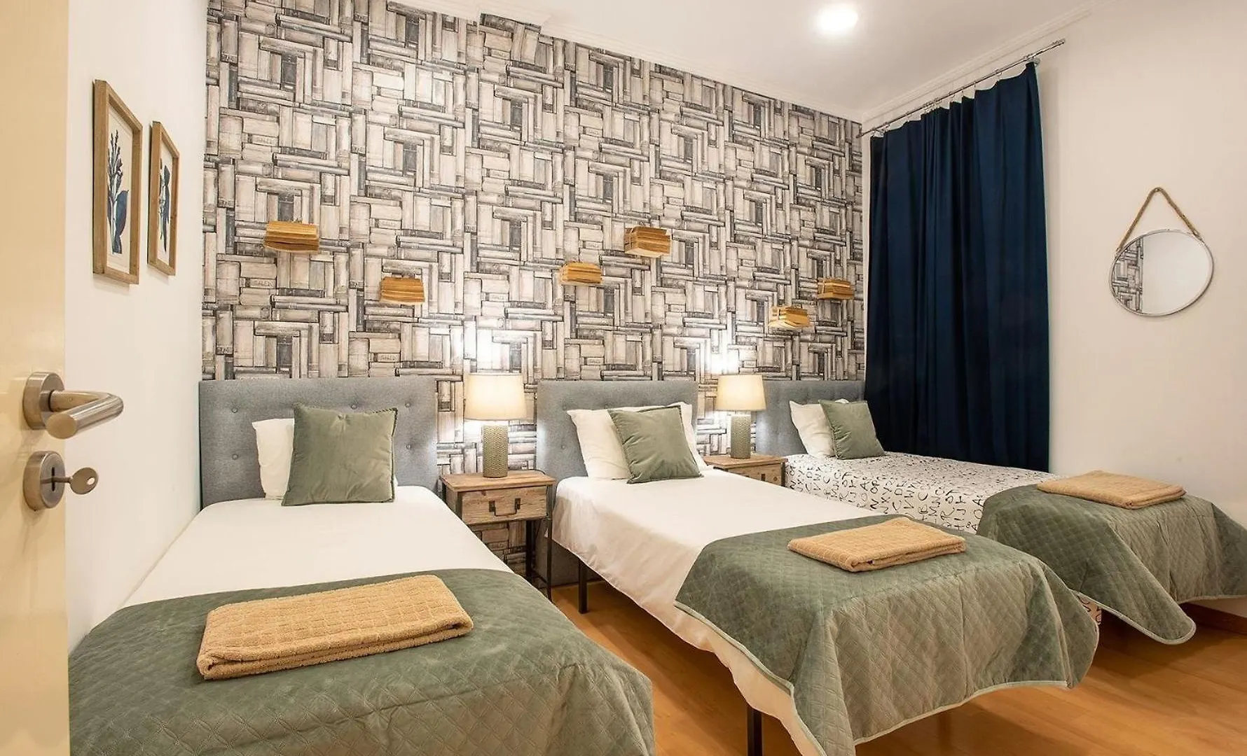 Apartment Studio Fuer 9 Personen Und 1 Kind In Lissabon, Regio De Lisboa Costa De Lisboa - B58349 Portugal
